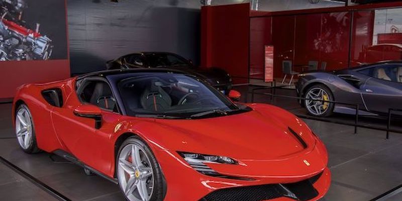 Владельцы Ferrari, Rolls-Royce и других элитных авто освобождены от "налога на роскошь" – анализ Bihus.Info