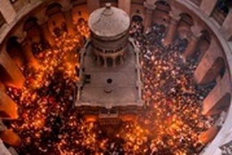 Схождение Благодатного огня в Иерусалиме-2022: онлайн