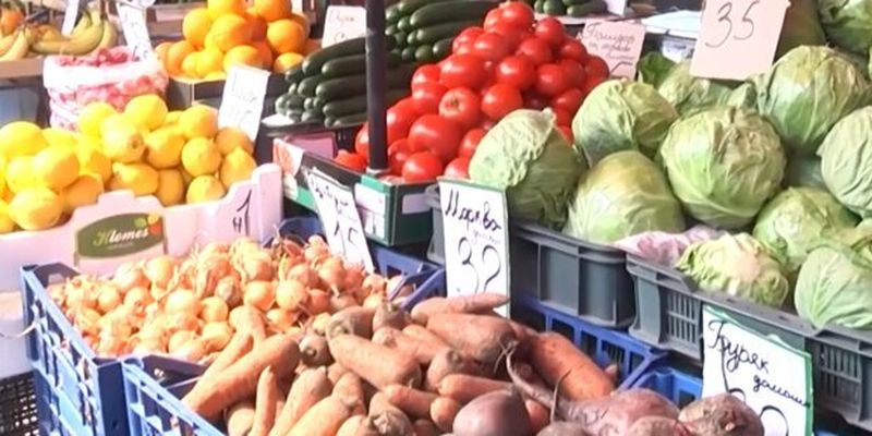 Українцям показали оновлені ціни на овочі та фрукти: багато що подорожчало, але є і здешевлення