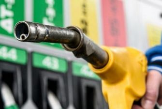 Кабмин повысил предельную цену на бензин и снизил на дизтопливо