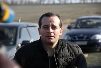 Одесский Ван Дамм: каскадер проехал на авто, стоя на руках. Фото и видео
