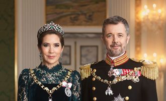 Опубликован первый официальный портрет короля и королевы Дании