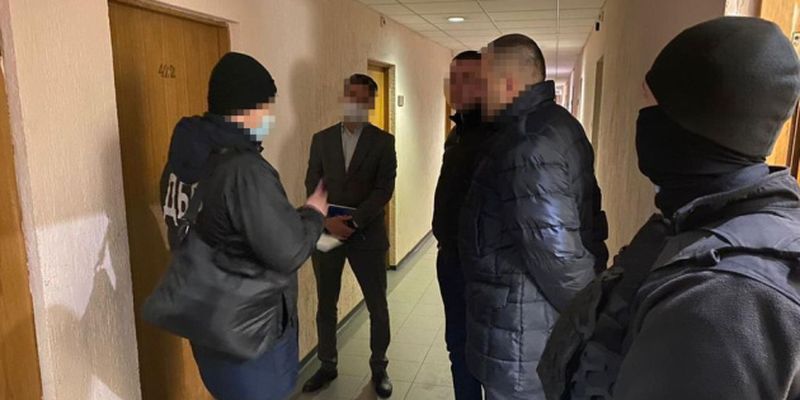 Чиновника «Киевзеленстроя» задержали на получении 1,75 млн грн «отката»