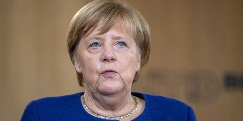 Меркель осудила вторжение России в Украину