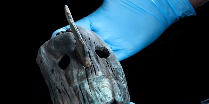 Корабль "Эндьюранс" и маски ацтеков: топ-10 археологических открытий 2022 года