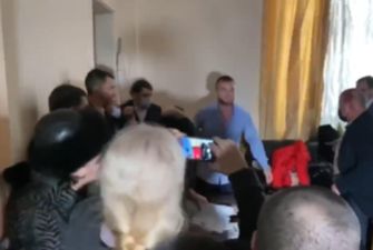 Драка в одесской мэрии с участием нардепа Дмитрука: пострадали 10 человек