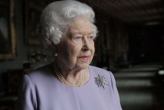 Життя Єлизавети ІІ у небезпеці: люди зі зброєю оточили Букінгемський палац, на вухах весь Лондон