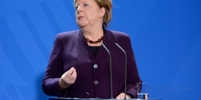 Меркель зовет в Германию квалифицированных работников из-за пределов ЕС
