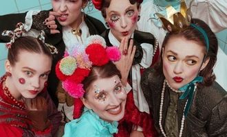 Чешская группа Vesna хочет петь по-украински на "Евровидении-2023": видео/Песню "My sister's crown" активно обсуждают в сети