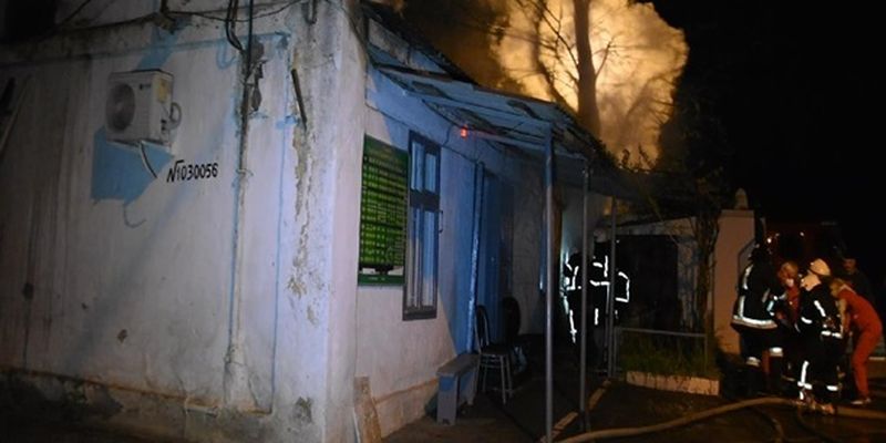 В Одессе при пожаре на кладбище погибла женщина