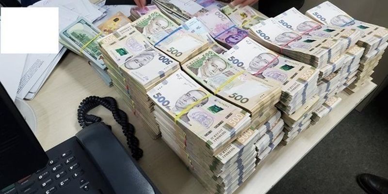 Украинцы держат "в тени" $50 млрд - нардеп