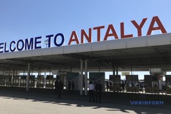 Турция надеется на быстрое восстановление туристического потока из Украины