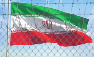 Суд ООН обязал США выплатить компенсацию Ирану за "незаконные санкции"