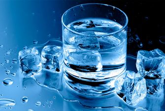Как правильно пить воду при повышенном давлении?