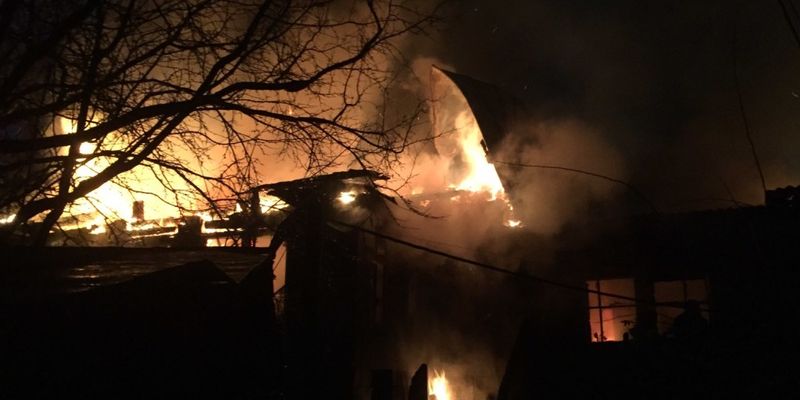 Под Киевом во время пожара в жилом доме погибла женщина