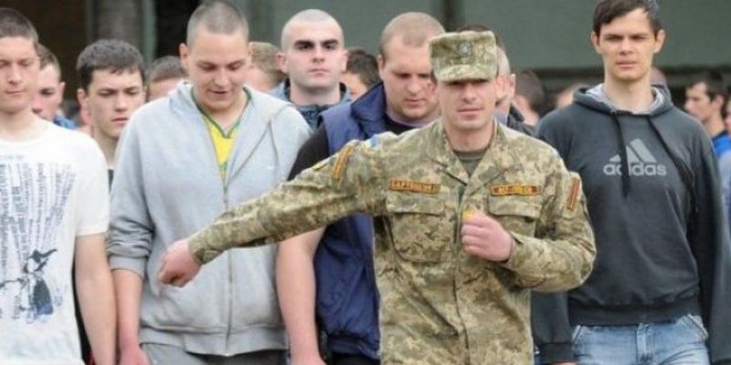 В Украине готовятся к отмене призыва в армию: что известно