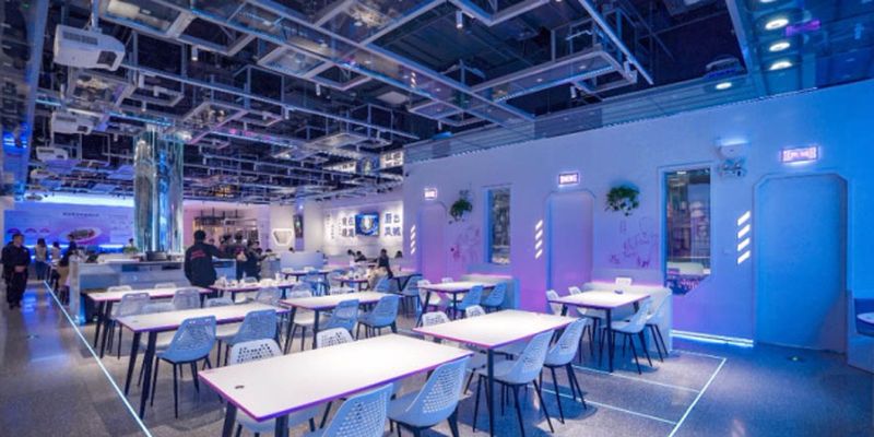 В Китае открыли первый роботизированный ресторан