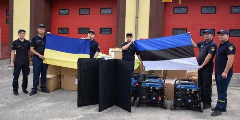 Волынские спасатели получили от Эстонии гуманитарную помощь