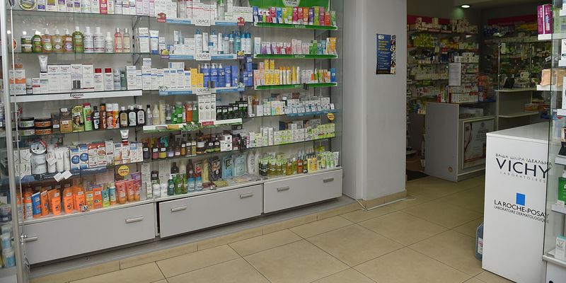 В Украине могут запретить рекламу лекарств и медицинских препаратов: подробности решения СНБО