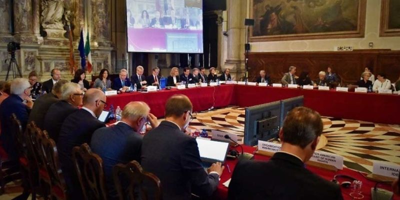 Венецианская комиссия нашла одинокий позитив в поправках к конституции беларуси