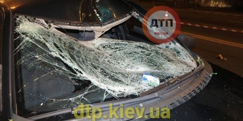 В Киеве из-за пьяного водителя молодая пара попала в реанимацию: подробности и фото ДТП