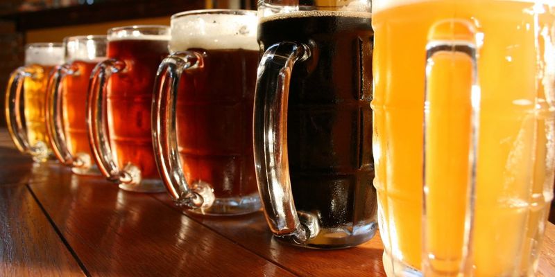 Банка или бутылка: ученые исследовали влияние емкостей на свежесть пива