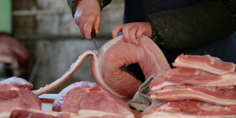 Импорт свинины в Украину упал в разы - аналитики