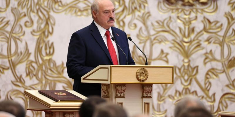 КНУ Шевченко лишил Лукашенко звания почетного доктора