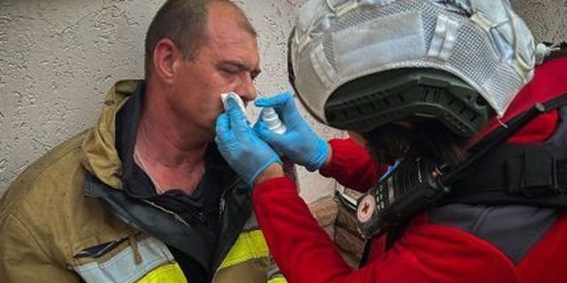В результате тушения пожара в Николаеве пострадали спасатели: детали