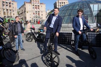 Кличко пересадить киян на велосипеди: Романенко показав "двоколісний рай" столиці
