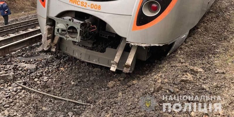 Поліція відкрила кримінальне провадження через аварію потяга "Інтерсіті"