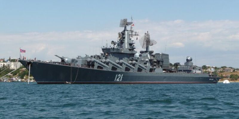 "Судьба 496 членов экипажа неизвестна": стало известно, сколько "москвичам" удалось выжить