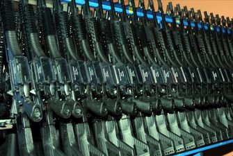 Украина получила из Турции 2 тысячи пистолетов-пулеметов MP-5