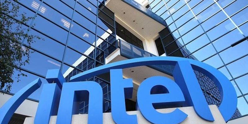 Intel решил отсрочить строительство завода по производству чипов в Германии
