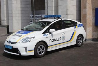 У Києві затримали фейковий автомобіль поліції з псевдополицейским за кермом