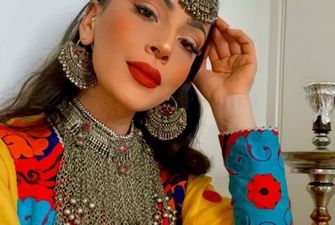 Афганські жінки протестують: публікують фото в барвистих нарядах