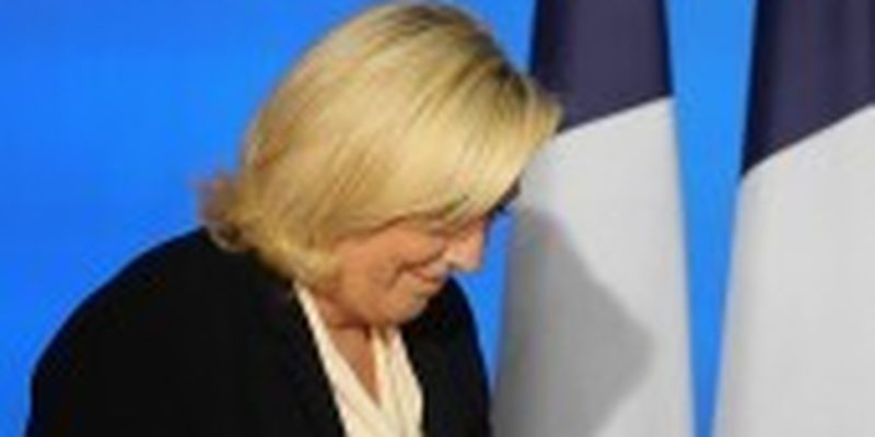 Вибори у Франції: Ле Пен, програвши гонку у президенти, назвала свій результат "блискучою перемогою"