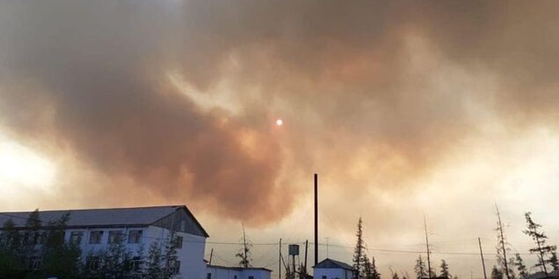 Россию охватили масштабные лесные пожары: фото и видео адской стихии