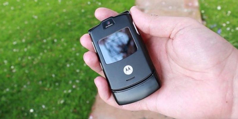 Motorola покаже оновлену "розкладачку" RAZR V3 за ціною iPhone