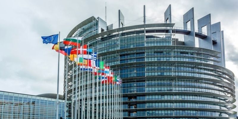 Одна из крупнейших групп Европарламента поддерживает признание рф террористическим государством