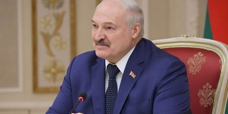 Лукашенко намекнул Западу, кто выиграет войну в Украине - военный эксперт/Белорусский диктатор пытается найти пути отступления, дабы не отвечать за соучастие в войне в Украине