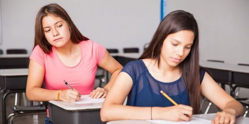 Только 5% школьников в Украине смогли успешно выполнить все задания по математике на PISA-2022