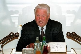 Соратник Ельцина рассказал об отказе от сделки с Украиной по Крыму