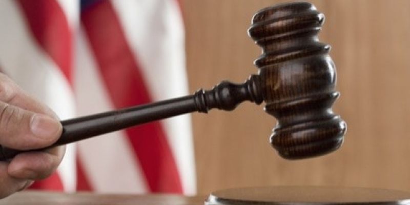 Суд над Стоуном: против соратника Трампа подтверждены серьезные обвинения