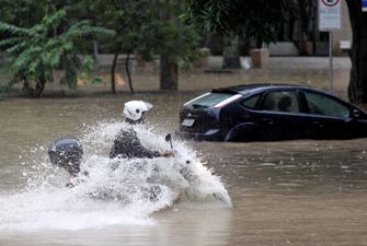 Бразилию смывают рекордные дожди: 54 человека погибло