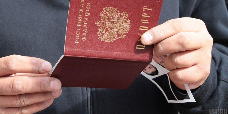 В России заявили, что почти 530 тысяч жителей Донбасса получили российские паспорта