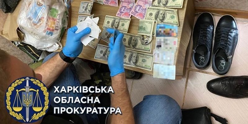 Полицейские на Харьковщине вымогали у подозреваемого $10 тысяч