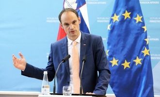 Анже Логар лидирует на президентских выборах в Словении