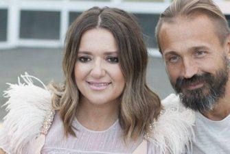 Закохана: популярна українська співачка виходить заміж - ЗМІ