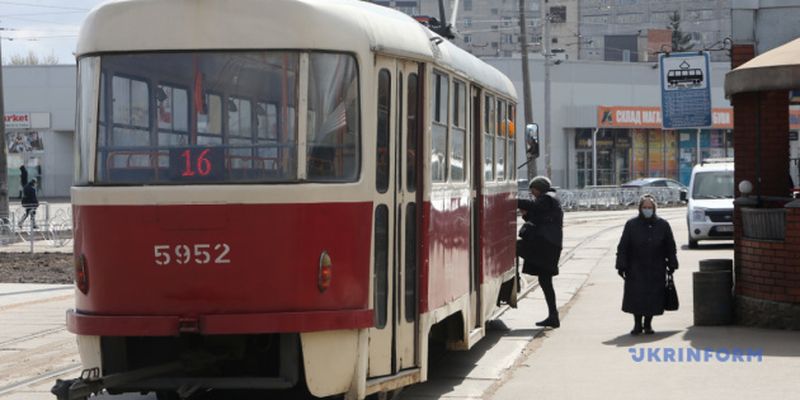 В Киеве обещают увеличить количество общественного транспорта